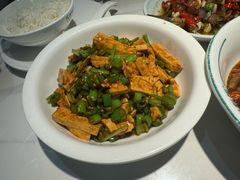 -湘当有饭剁椒鱼头(昆山招商花园城店)