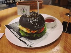 -LO CALCOW卡路力轻食主义餐厅(陆家嘴店)
