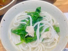 -粉八·云南米线·建水烧烤(常熟路店)