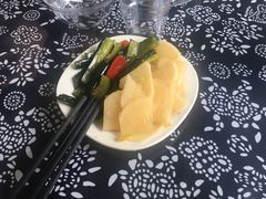 -八两八金·莱芜特色炒鸡(市南漳浦路店)