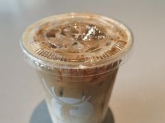 陨石拿铁-瑞幸咖啡(汇日央扩国际广场店)