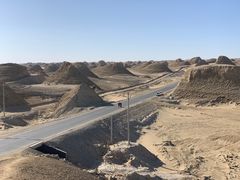 -敦煌雅丹国家地质公园