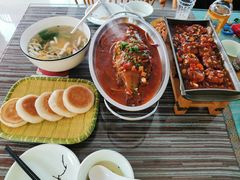 -自游人·美食一楼