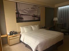 -苏州金鸡湖中茵皇冠假日酒店