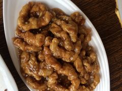 -泉畔人家·老济南经典鲁菜(大明湖店)