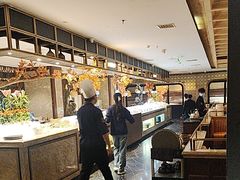 -半岛翡丽海鲜自助餐厅(观风亭店)