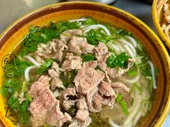-花溪牛肉粉(八鸽岩店)