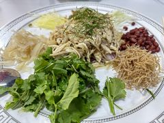 -明本湛江鸡•海鲜小厨(陈家祠店)