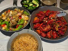 -巴厘龙虾·榜首油焖大虾(音乐学院·沿江酒馆店)