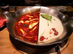 台式麻辣锅-湊湊火锅·茶憩(杭州湖滨银泰in77店)