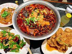 -五谷丰登农家院·地道胶东菜·海鲜烧烤(威海店)