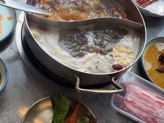 -罗二娘·鲜切牛自助火锅(罗湖东门步行街店)