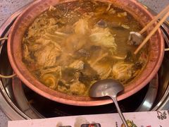 -阿婆情腊排骨火锅(金虹路店)