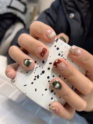 -UGIRL有个美甲