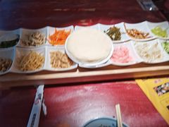 狮峰路三姨妈丝娃娃-怪噜范·老贵阳街头名小吃(鸿通城店)