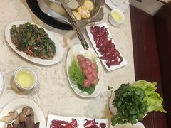 -粤潮牛肉火锅店(江南大道店)