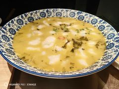 -东口码头·烧鸽子·鱼头泡饼·地方菜(金鹰悦城店)