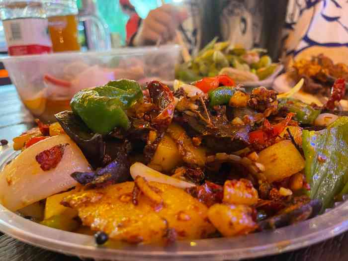 御邸世家夜市-"御邸世家夜市,貌似就是红光山夜市吧? .