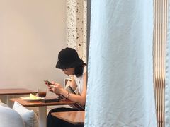 -Line 咖啡(石厦花园店)