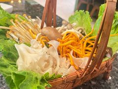 -一席地·本地鸡窝·杭帮鸡火锅(萧山银隆百货店)