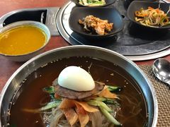 -香猪坊韩国烤肉专属门店(魏公村店)