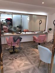 -BULB STUDIO 巴柏明星发型工作室