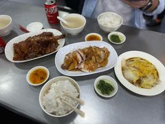 -华香鹅快餐店