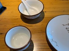 -小三峡食府(西五路店)