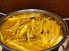 -独食火锅·半米屋台(直营总店)