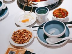 -左庭右院鲜牛肉火锅(金山万达店)