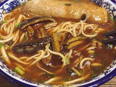 酱爆鳝丝加素鸡-顺丰面馆(打浦店)