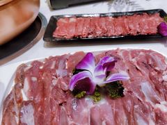 苏尼特手切羊后腿-珺小七铜锅涮肉(桃园路店)