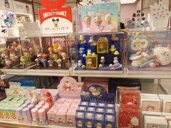-泡泡玛特POPMART(国金街店)