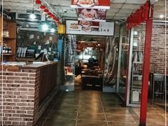 大堂-三个大叔烤羊肉串·炭炉砂锅菜(西三旗店)