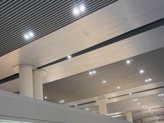 -中免(澳门机场免税店)