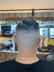 -Libertines barbershop 浪子理发店