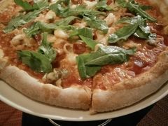 海鲜披萨-WOLFGANG PUCK KITCHEN & BAR(迪士尼小镇店)