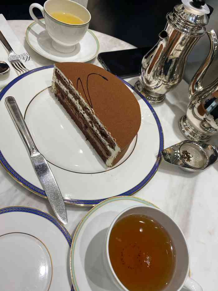 蔡嘉法式甜品(大宁中心店)-"一直看到招牌拿破仑的广告,但门店不提供