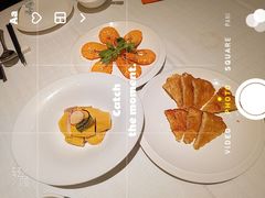 -醉辉皇上海之巅(上海中心大厦店)