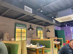 大堂-曹掌柜小酒馆烧烤集团(宾川路店)