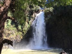 景点-叠水河瀑布