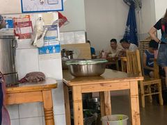 大堂-赵姐猪耳朵饭店