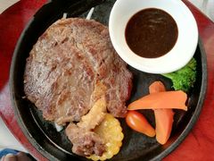 -马克西姆俄罗斯餐厅(通亚街店)