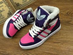 -NIKE上海青浦换季优惠店