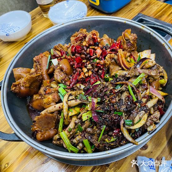 老吉家乡特色干锅(白云店)