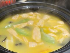-小厨娘绣中淮扬(总统府大行宫店)