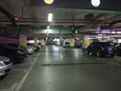 -大融城-停车场