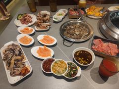 -黑金·寻焰自助百汇·烤肉·火锅(中街店)