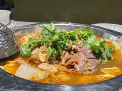 -老王全牛宴·鲜牛肉牛杂火锅(总店)