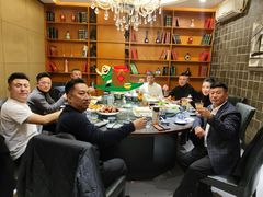 -95号酱骨·一块豆腐(展春园西路店)